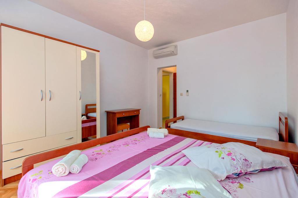 Apartments Balic Ivan Dolac Extérieur photo